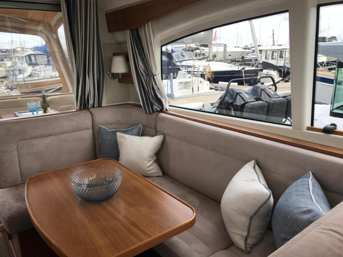 فندق ليمنجتونفي  Adelphi B A Delightful 6 Berth Boat المظهر الخارجي الصورة